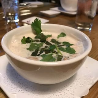Tom Kha